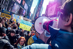 Ukranian supporters came together again  in Times Square, to speak in protest on their opposition of the Russian attack on Ukraine.
People from around the world took to the foghorns to speak their minds against the attack and to reinforce their solidarity together in support.
Times Square, Midtown, Manhattan, New York. Saturday, February 26, 2022. (C) Bianca Otero