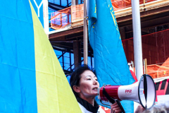 Stimulated by the recent bombings of Mariupol and the children killed and orphans left at risk,, Razom for Ukraine and Ukrainian Jersey City organized a peaceful protest in NYC and major cities in the US.
Starting in Midtown at the UNICEF offices to Fox News then ending in Times Square, the peaceful march of several hundred chanted “Save our Children” and “Putin is a Killer”. People from the local community as well as other neighboring countries came to protest and speak in the final part of the March. Manhattan, NY. March 18, 2022. (C) Bianca Otero