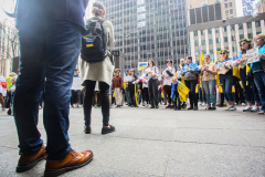 Stimulated by the recent bombings of Mariupol and the children killed and orphans left at risk,, Razom for Ukraine and Ukrainian Jersey City organized a peaceful protest in NYC and major cities in the US.
Starting in Midtown at the UNICEF offices to Fox News then ending in Times Square, the peaceful march of several hundred chanted “Save our Children” and “Putin is a Killer”. People from the local community as well as other neighboring countries came to protest and speak in the final part of the March. Manhattan, NY. March 18, 2022. (C) Bianca Otero