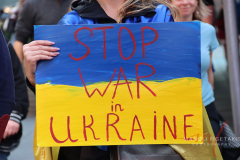 Save lives in Ukraine. A protest in Times Square this afternoon on March 19, 2022.