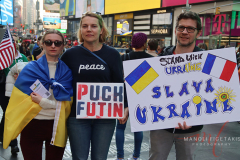 Save lives in Ukraine. A protest in Times Square this afternoon on March 19, 2022.