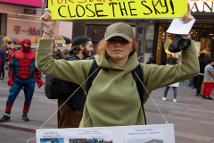 Save lives in Ukraine. A protest in Times Square this afternoon on March 19, 2022.