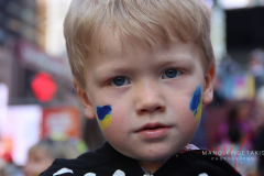 Save lives in Ukraine. A protest in Times Square this afternoon on March 19, 2022.