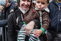 Rain or shine, hundreds of thousands of spectators came out to celebrate the St. Patrick’s parade in NYC. In its 260th year since its inception, the parade was welcome and gave cheer for locals and visitors alike after a two year adjustment due to COVID.
Starting from 44th St. and 5th Ave., the parade holds roughly 150,000 marchers passing St. Patrick’s Church and Central Park, down the Museum mile and ending at East 79th Street. Thursday, March 17th. NYC, NY. (C) Bianca Otero