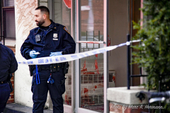 Police found a naked man bleeding from multiple stab wounds at 303 99th St., Bay Ridge, on Fri., November 26, 2021. The victim was pronounced dead at the hospital a short time later. Investigators suspect the stabbing stemmed from a domestic dispute. There have not been any arrests.

(Marc A. Hermann)