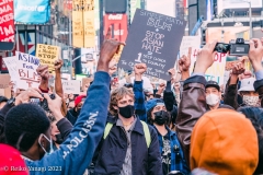 New York-  Stop the Hate Rally and March held in Times Square. speakers and celebrities gathered at the Red steps and then marched down to foley square to meet up with other protestors and continued to march over the Brooklyn Bridge to Cadmen plaza.
Photos: Reiko Yanagi