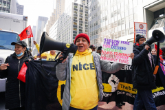 Unfunded Street Vendors take to the Streets-Midtown 3/15/22
©Lori Hillsberg