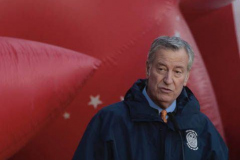 11.24.21 Mayor Bill De Blasio, NYPD COMMISSIONER Dermot Shea,Macy’s CEO Jeff Gennette hold press conference at the staging area for the 2021 Macy’s Thanksgiving Day parade.
(C) Steve Sands/ New York Newswire