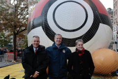 11.24.21 Mayor Bill De Blasio, NYPD COMMISSIONER Dermot Shea,Macy’s CEO Jeff Gennette hold press conference at the staging area for the 2021 Macy’s Thanksgiving Day parade.
(C) Steve Sands/ New York Newswire
