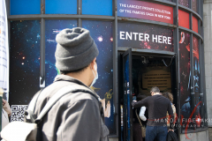 The Fans Strike Back is an exhibition featuring more than 600 official items from the Star Wars Universe collected by fans and displayed for fans. Immerse yourself in a galaxy far, far away and see photos, posters, costumes, figures, and models of different types and sizes in New York City!The Fans Strike Back is an exhibition featuring more than 600 official items from the Star Wars Universe collected by fans and displayed for fans. Immerse yourself in a galaxy far, far away and see photos, posters, costumes, figures, and models of different types and sizes in New York City!