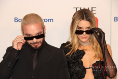 J Balvin and Valentina Ferrer attending the red carpet.