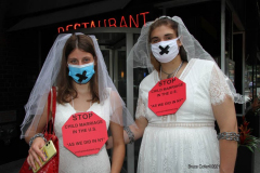 New York,   N.Y.. –Unchained At Last and advocates dressed in bridal gowns and veils, with arms chained and mouths taped, gathered in Manhattan outside Gov. Cuomo’s office to celebrate that New York just became the sixth state to end child marriage.