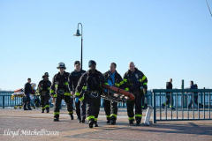 December 12, 2021  New York , FDNY and NYPD  recover body of fisherman who fell into the water and hit his head on a piling at the Canarsie pier this morning.
©Lloyd Mitchell2021