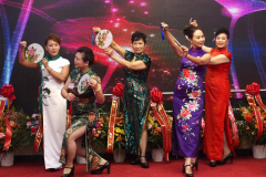 New York,  Zhanjiang Association of America
holds its 3rd Anniversary gala and ceremony  to recognize state and local politicians who help the Asian community.