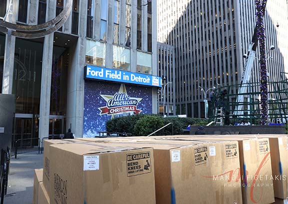 Building Fox Square’s All-American Christmas Tree